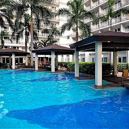 Maru Suite Shell 11F; Modern Room